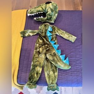 Pottery barn 2T Dino light up costume.